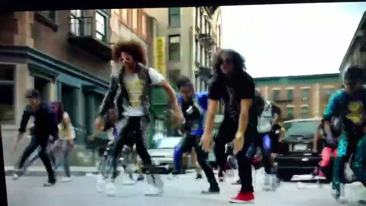 Every day I'm shuffling - YouTube