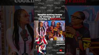 Imagine making money by working out and cooking on OnlyFans! 🤯