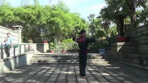 Passing nunchaku   Chuyền côn nhị khúc số 18 32   Lớp dạy côn nhị khúc edcstore.vn