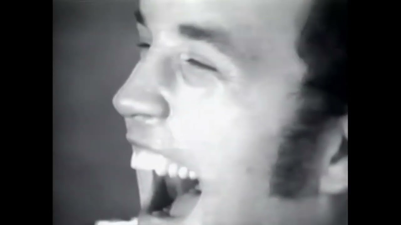 Snuff - Standing in the Shadows of Love (upscaled)