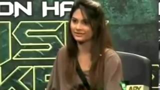 I date with MQM's Altaf Hussain in my dreams, I want to marry him - A Girl says on a Show