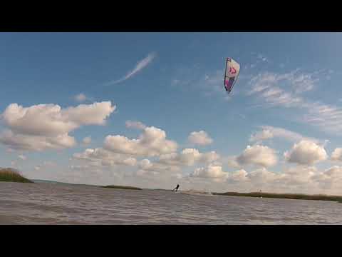 Video: Kitesurfen Langs Een Rivier - Matador Network