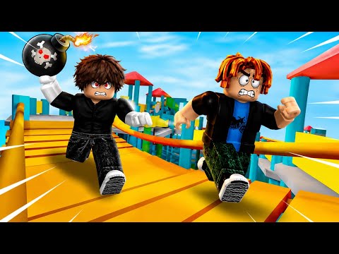 Survive the BOMB TAG in Roblox !!! #roblox #robloxgames #viral