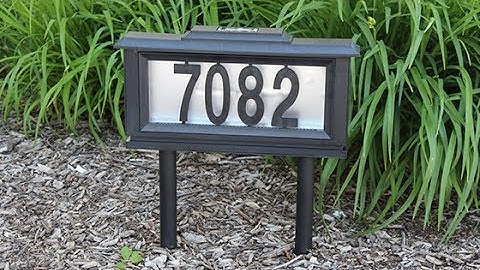 Solar Powered Light Up Street Address Sign