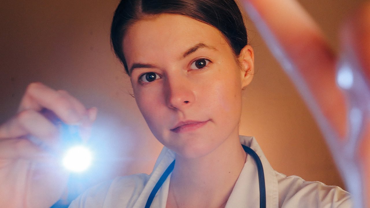 ASMR - Medical Exam roleplay 👩‍⚕️ (deutsch)