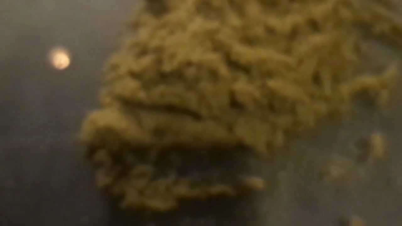 making dry ice keif with 2 pounds of buds and trim.