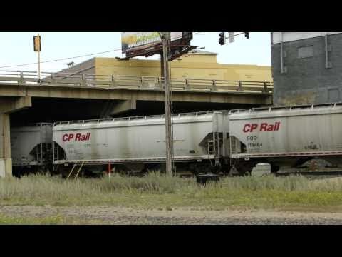 CP 8752 in Minot (27AUG2010)