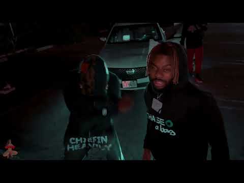 YouTube에서 oFF rPP- Official Music Video 보기 YouTube에서 oFF rPP- Official Music Video 보기