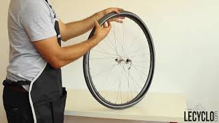 Réparer une crevaison – Poser une rustine sur une chambre à air de vélo 