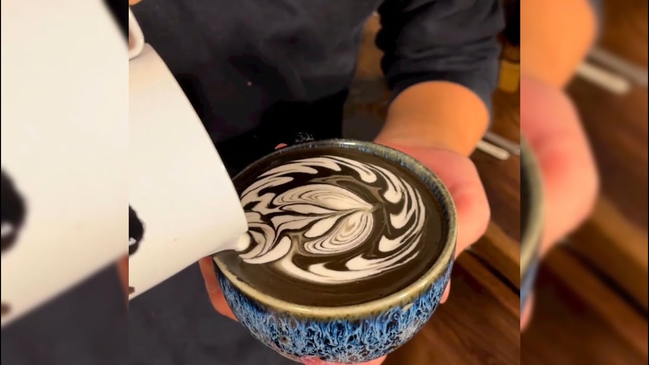 Arte Latte ▪︎ Rosa Carbón