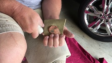 Knapping some Flint Ridge 3/3