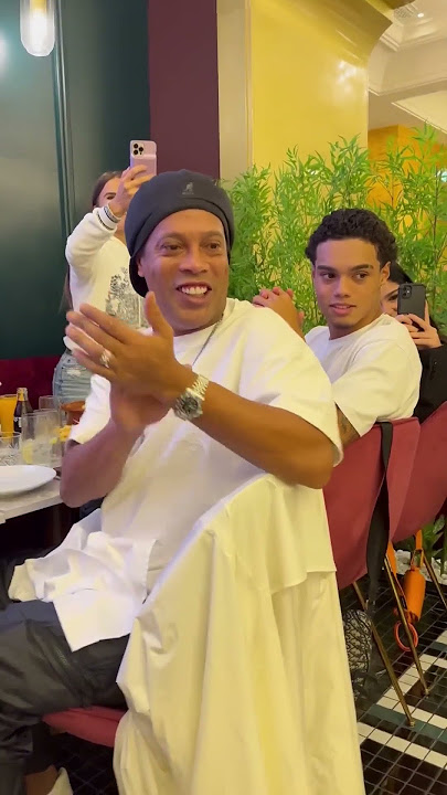 Czn Burak Vs Ronaldinho  #shorts