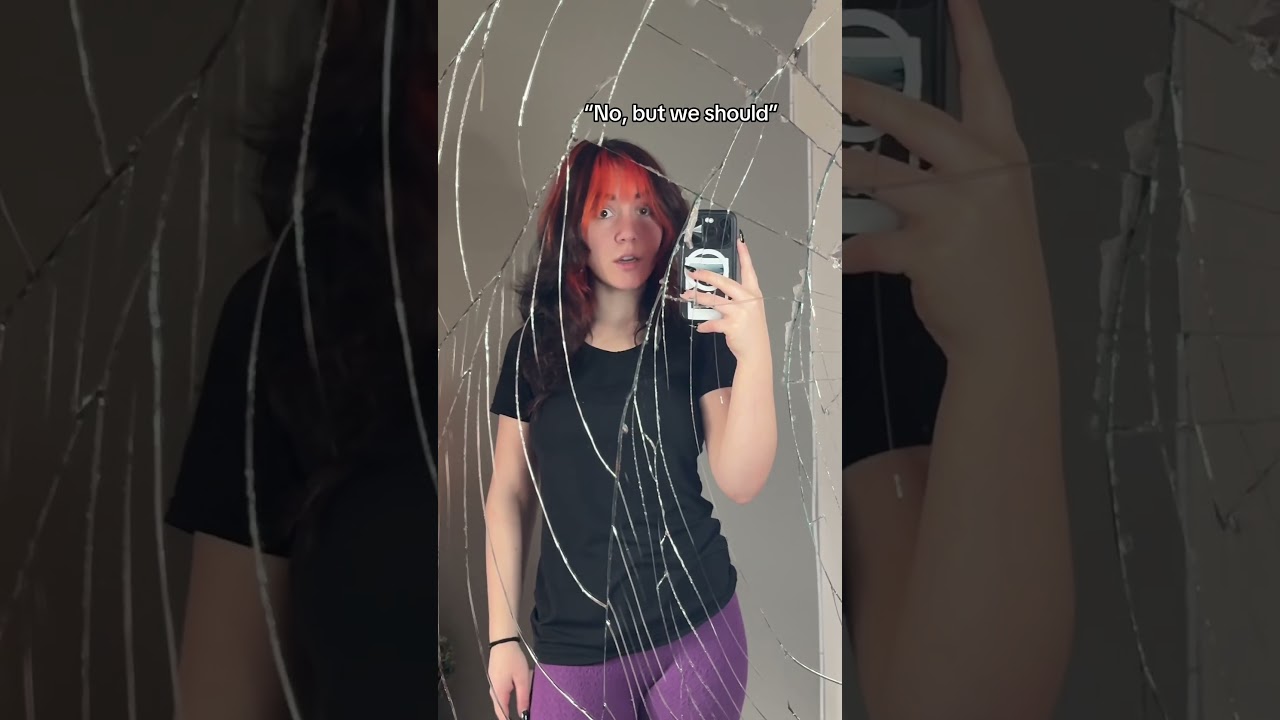 Bela Dimitrescu ATE a Man Today😈 #bela #beladimitrescu #re #residentevil #re8 #residentevil8