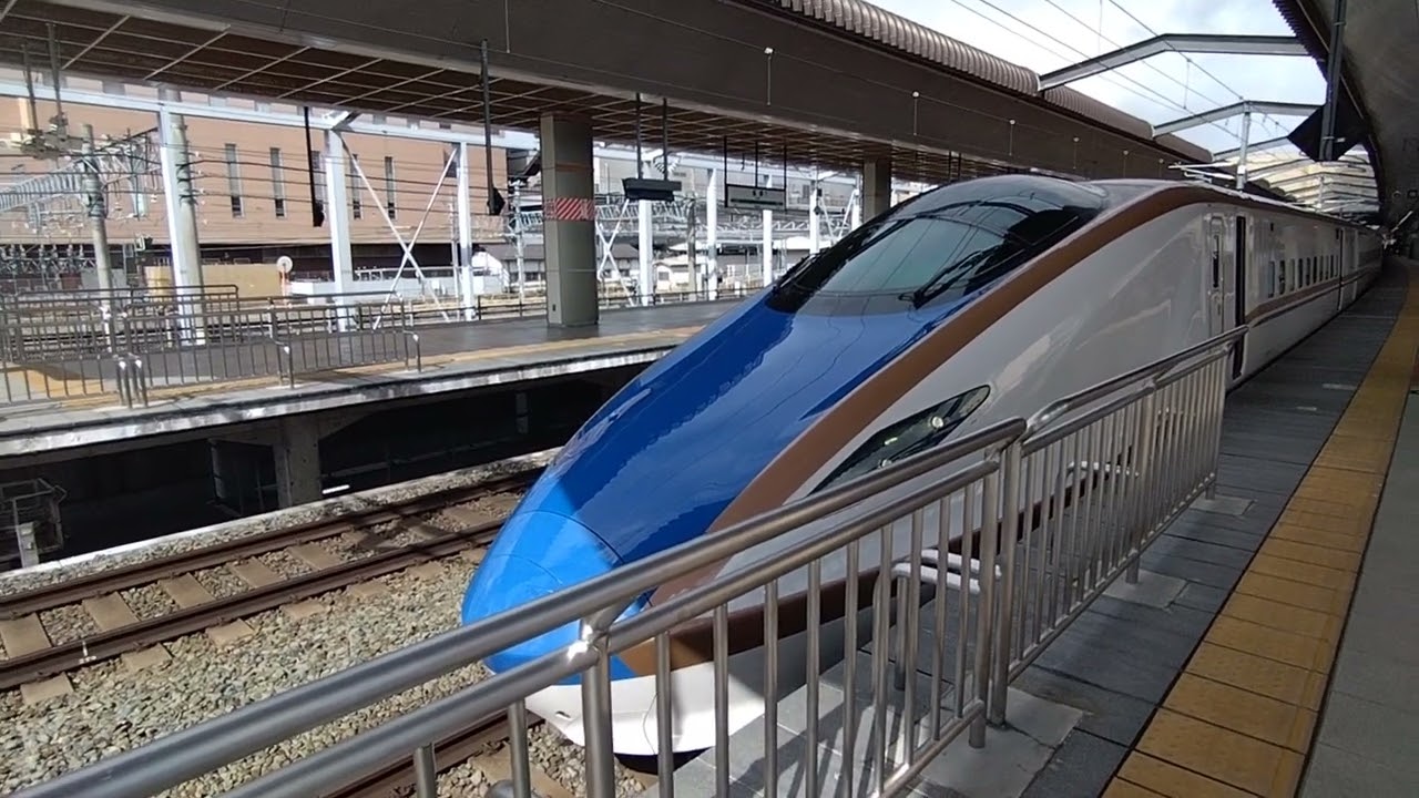 E7系F編成/W7系W編成(12両)敦賀始発はくたか562号東京行き JR長野駅発車