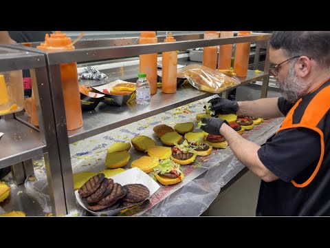 ليلة دفن الاجسام الطاهرة عليهم السلام في حسينية آل بوحمد ١٤٤٥ هجري لبيك يا حسين