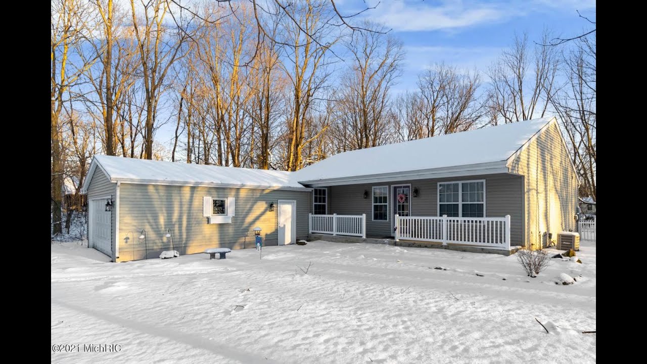 26941 US Highway 12 Edwardsburg, MI Homes for Sale