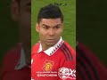  لحظه طرد كاسيميرو بسبب خنقه للاعب كريستال بالاس اليوم