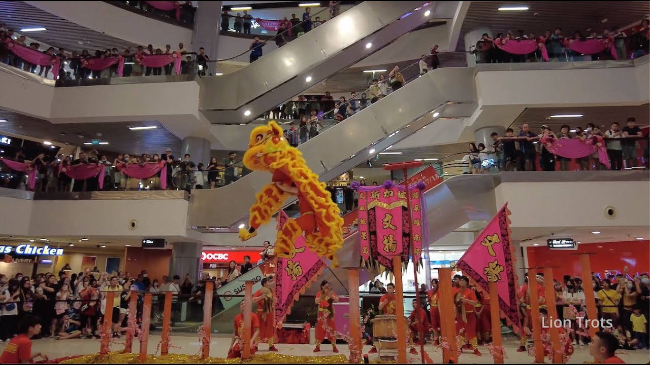 [4K] High Pole Lion Dance & LED war drums at Causeway Point on 7 Feb 24
