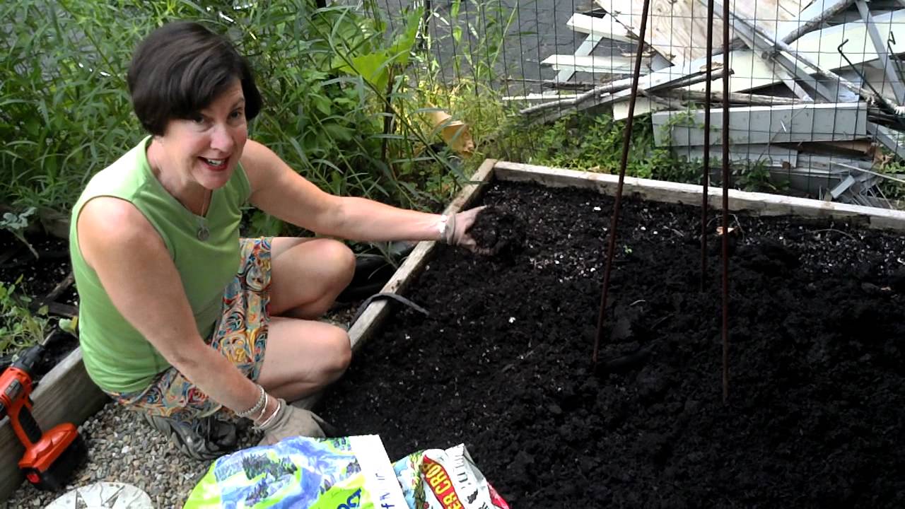 The Square Foot Gardening Health Coach The Soil and Mel's Mix YouTube