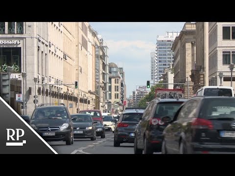 Video: Staus In Der Großstadt: Planmäßig Stehen