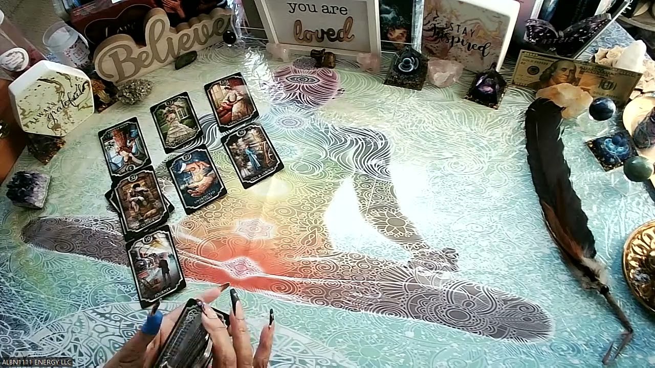 WEALTHY MAN WANTS YOU🫵🏽 BECAUSE YOU'RE THE WALKING TALKING HOLY GRAIL!