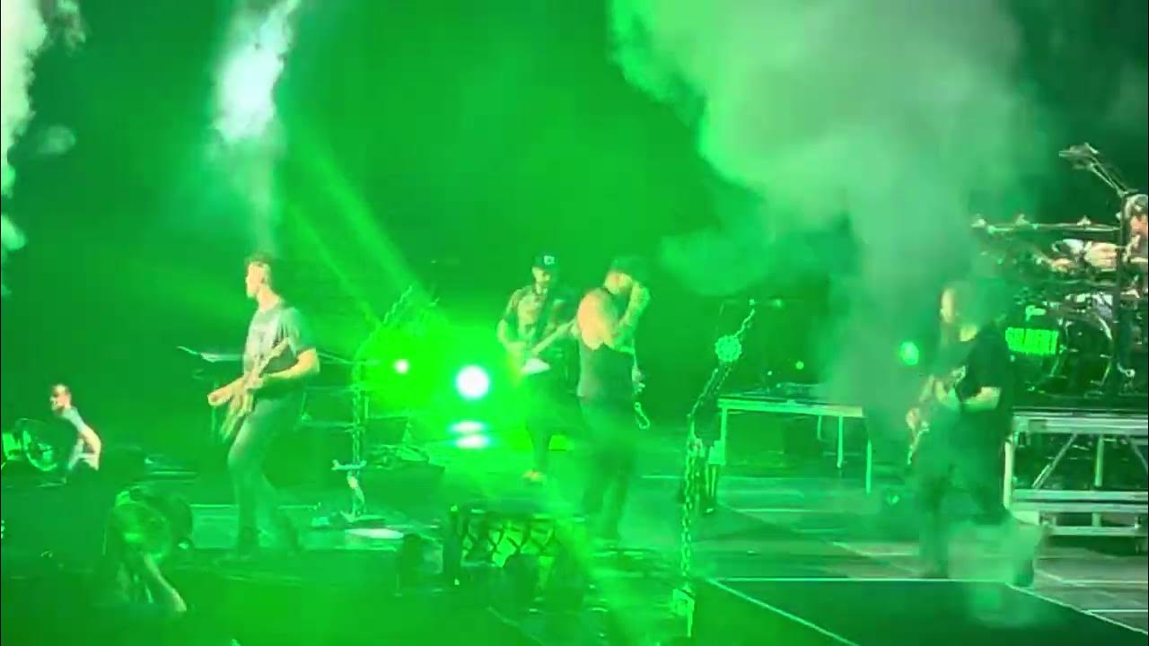 BrantleyGilbertMusic Opening Act for nickelback Get Rollin’ Tour