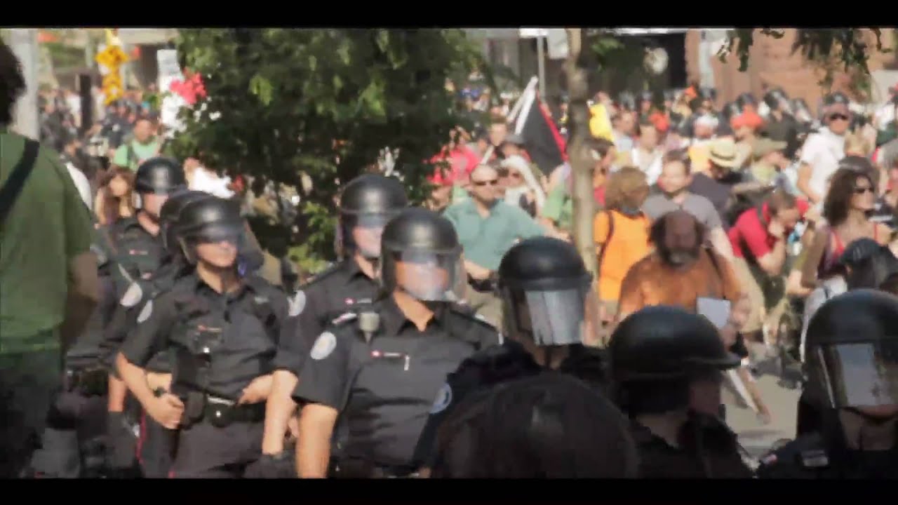 G20 Protest Toronto 2010; Protesters vs.Police - YouTube