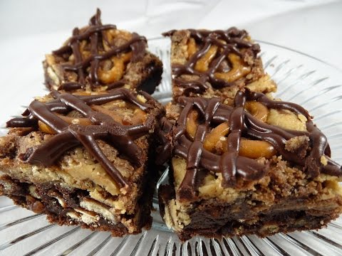 Fudgy & Crunchy Peanut Butter Pretzel Brownies