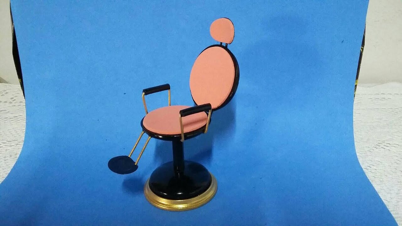 Miniatura De Cadeira De Barbeiro Mdf