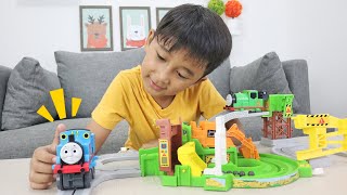 Ziyan Unboxing Thomas & Friends Big Loader - Mainan Kereta