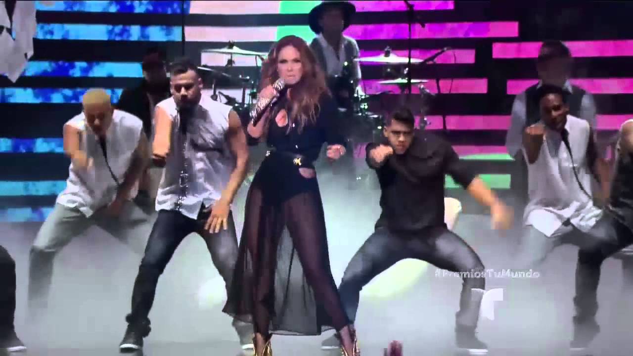 Lucero canta TDLM en Premios Tu Mundo 2014 HD