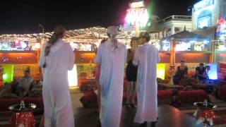 Show in cafe of Sharm-el-Sheikh, dancing arabs