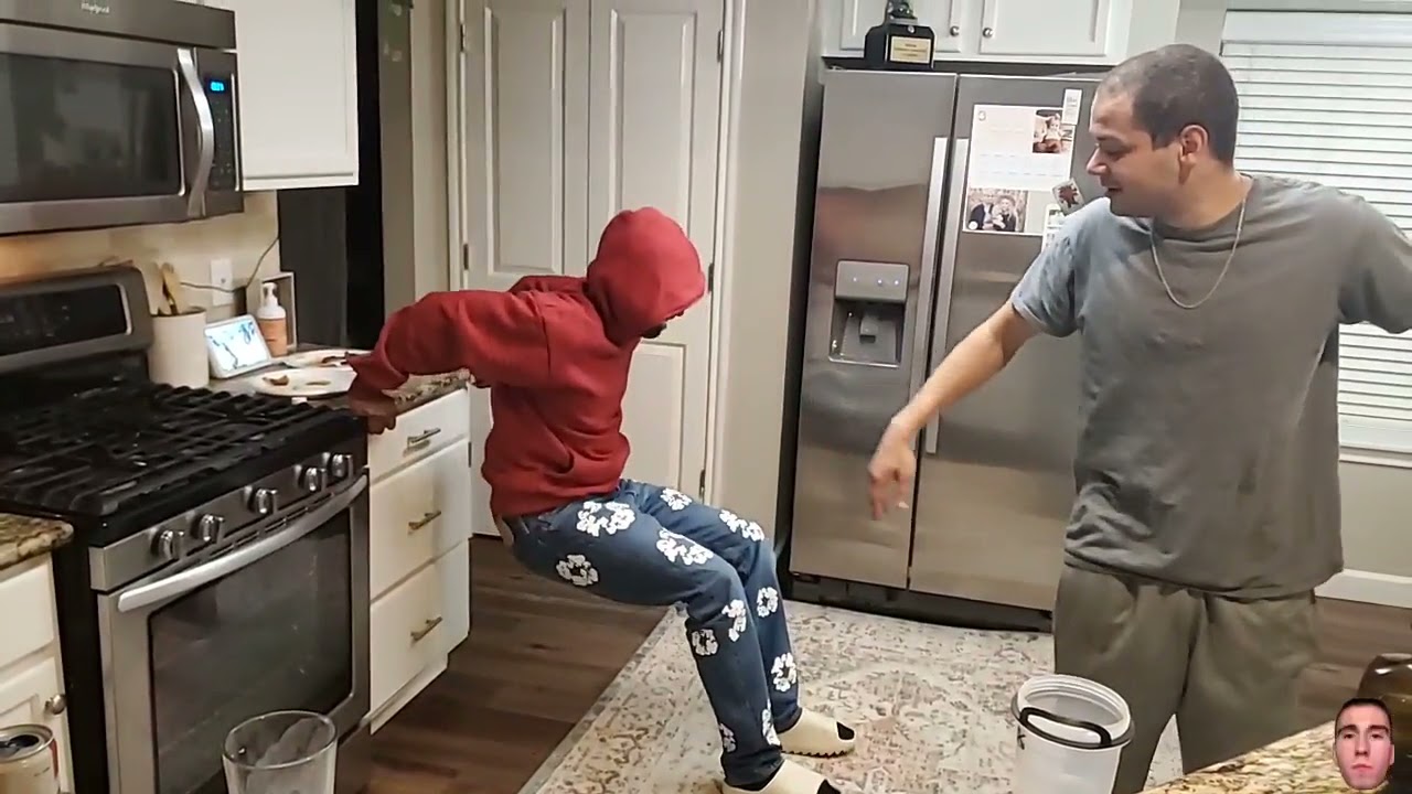 BruceDropEmOff does 20 sets of ayos - YouTube