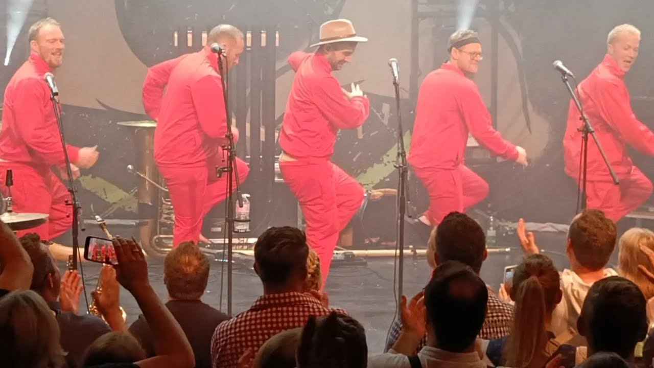 Fäaschtbänkler 🤩 Zugabe – 'All In (Lieblingslieder)' + 3 Lieder – Bremen – 28. Sept.'24, Deutschland