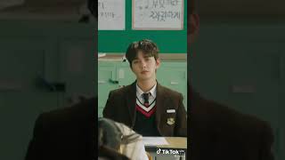 Kore Klip My Strange Hero