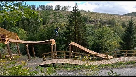 LONG TRAVEL HARDTAIL HELLO DAVE I FIRST TIME RIDING A BLACK RATED WOOD FEATURE & GREENHILL BIKEPARK