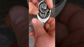 🔥 How a RATCHET WRENCH Works? Simple Genius Mechanism!