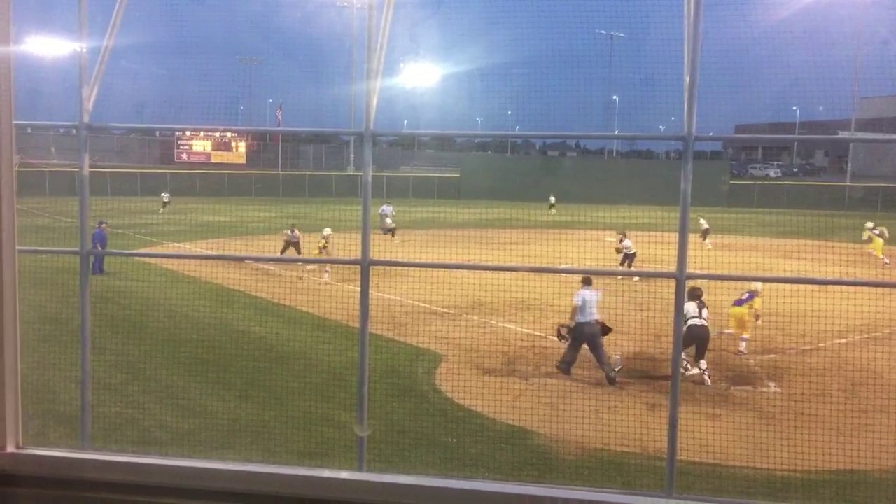 Little Elm vs Frisco (42717) softball playoffs YouTube