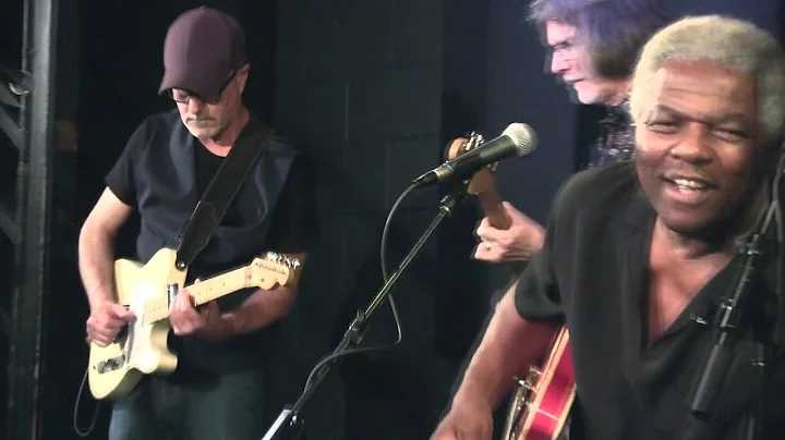 Terry Evans - Honey Boy - Live at McCabe's