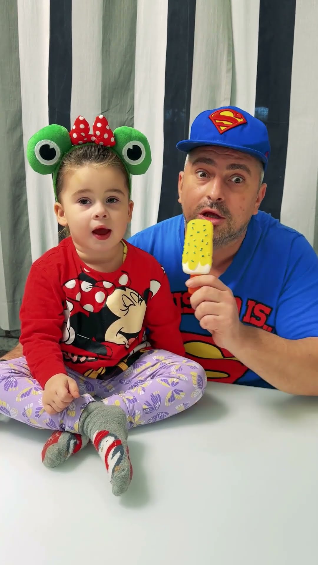 comedy: ?dad pranks baby with ice cream?❤️?
