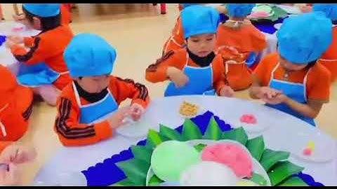 Hoạt động trải nghiệm: Làm bánh trôi ngày Tết Hàn thực của các bé lớp 4-5 tuổi B2, MNTT Phồn Xương