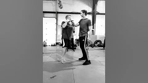 Krav Maga - Knife Defense Sequencing with Steve Wo...