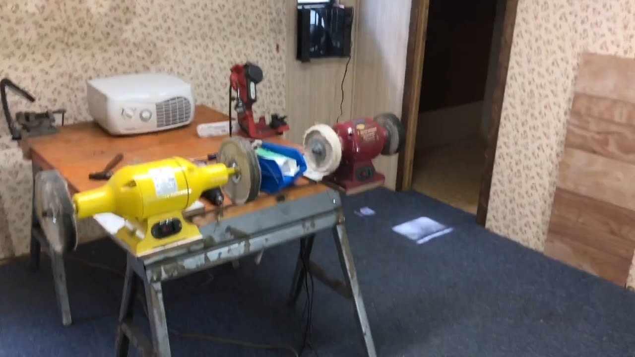 Ventilating the buffing room - YouTube