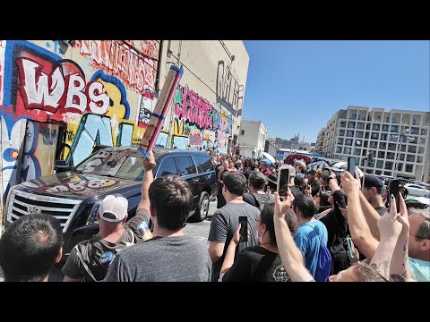 The Craziness Of Tim Burton’s Walk Of Fame Ceremony- Autograph Hounds & Closing Down Hollywood Blvd