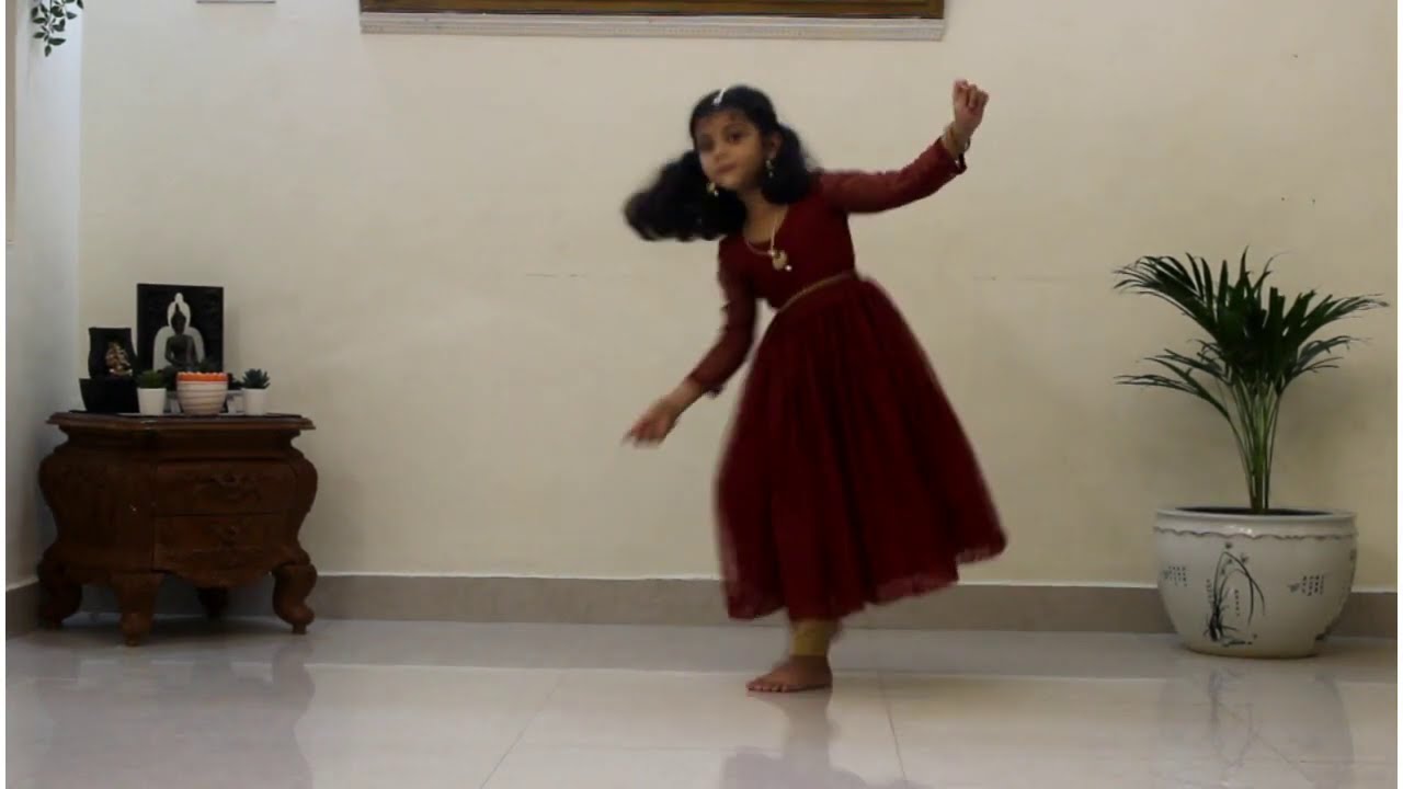 Solo Dance - Radhai Manathil Tamil Song by Evelyn Akansha