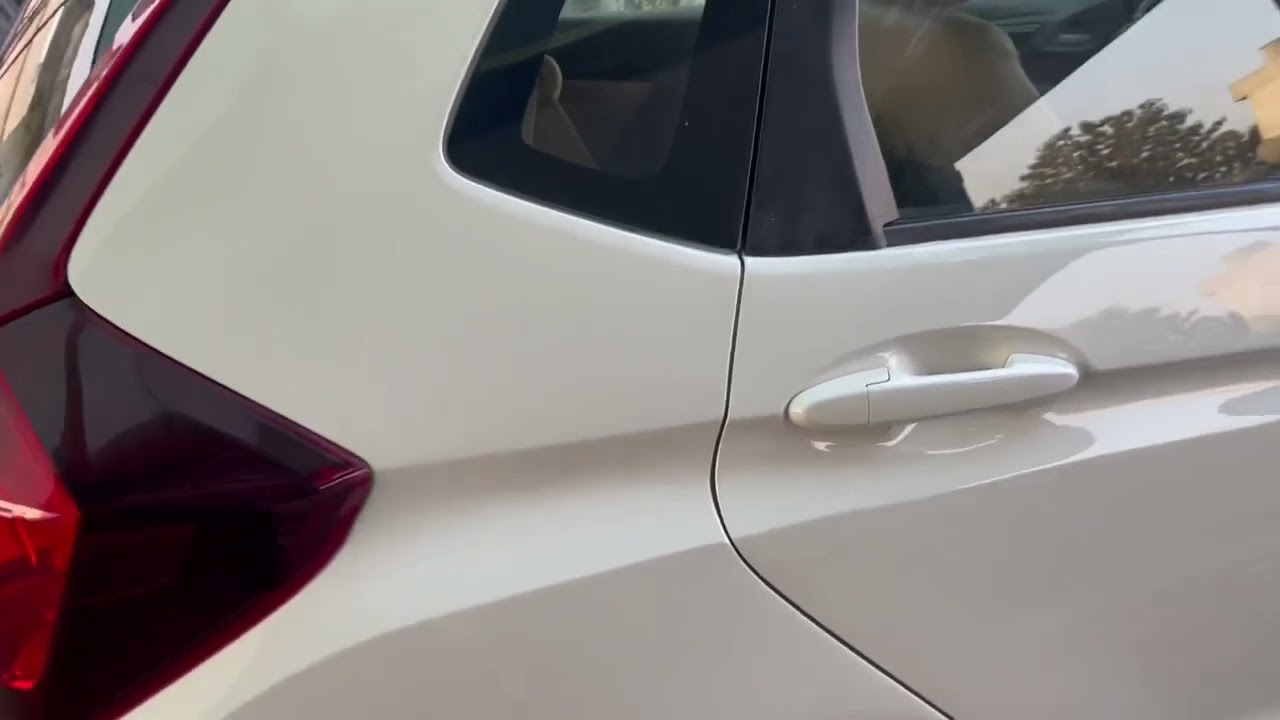 Honda jazz major damage dent repair & paint by 2k car care Vijayawada 8519957776