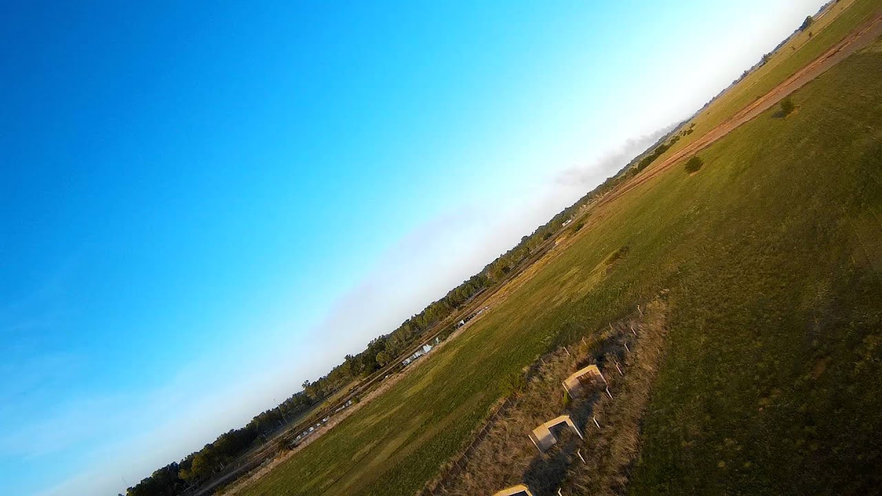 Ala Volante Zagi Fpv Rc Camara Mobius Full Hd Ultimo Vuelo Youtube