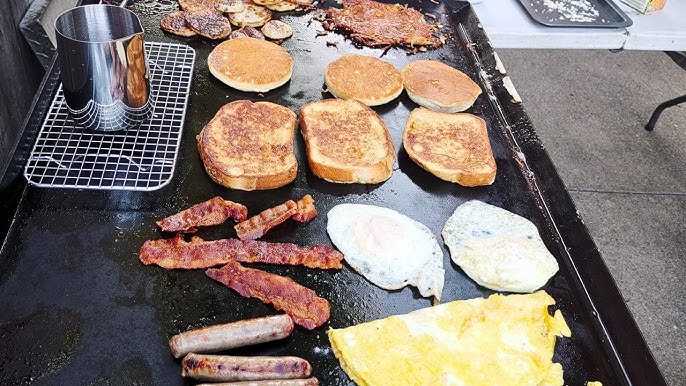 Whole Breakfast on a BBQ – Full English! - The Jolly Hog