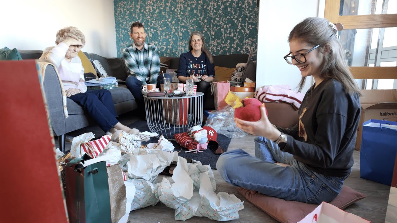 christmas day vlog | family time, opening presents, lots of food, boxing day etc 🎄🎅🏼 2025