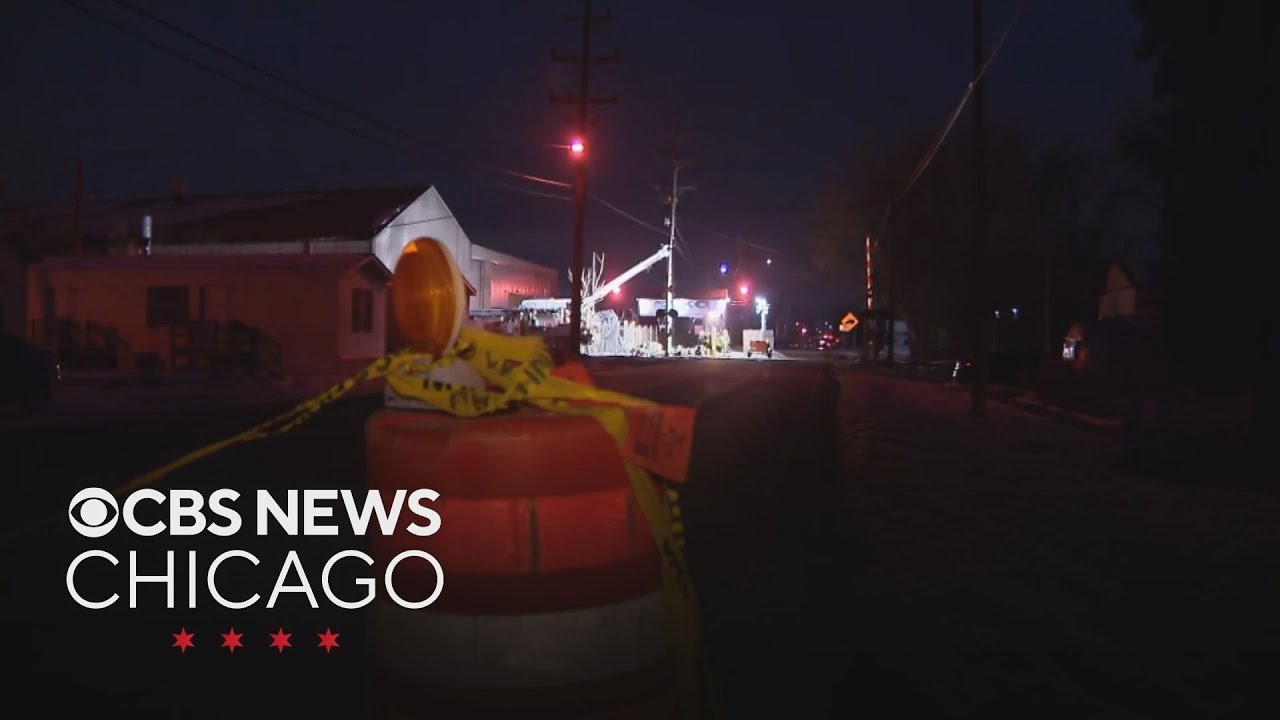 Dixmoor water main break repaired, boil order being evaluated - YouTube